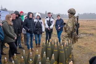 俄国水兵吃瓜群众,俄国水兵与吃瓜群众的传奇故事